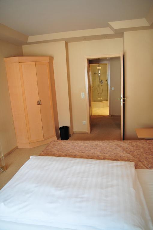 Hotel Cafe Leda Haigerloch Quarto foto